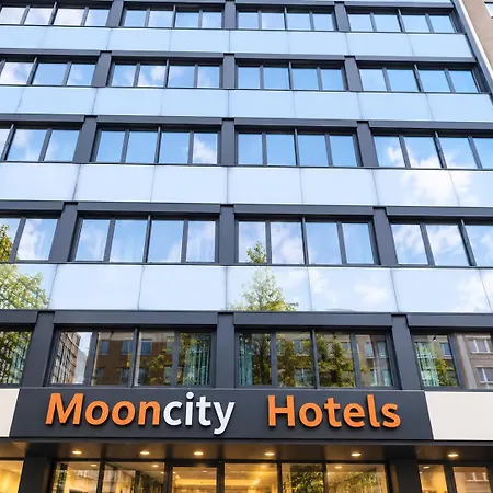 Mooncity Hotel & Boardinghouse