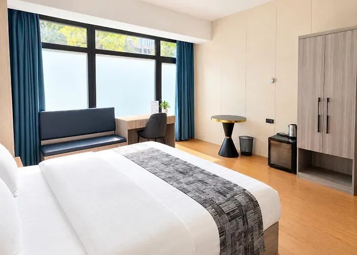 Otel Mooncity & Boardinghouse *