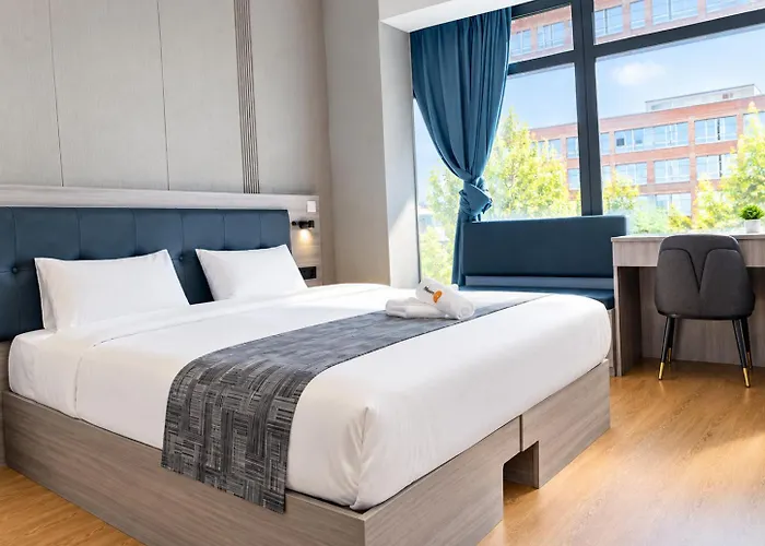 Mooncity & Boardinghouse Otel